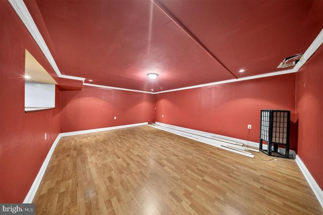 118 MINERS LN, Newark, DE 19713