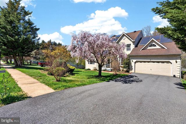 118 MINERS LN, Newark, DE 19713