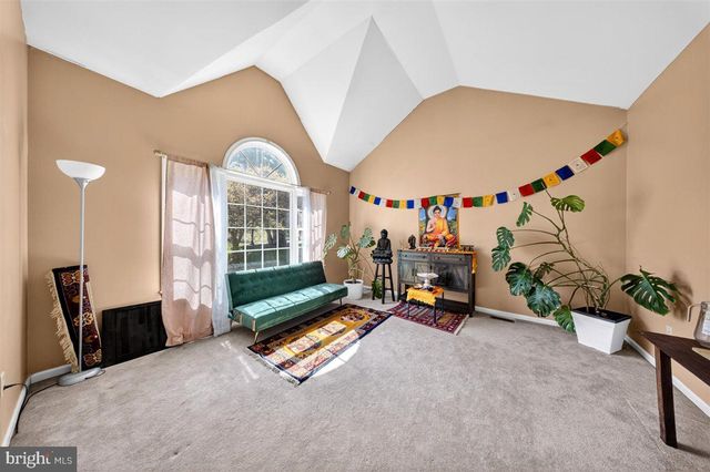 118 MINERS LN, Newark, DE 19713