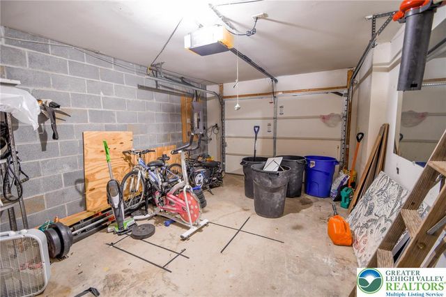 2505 Madison Avenue, Bethlehem City, PA 18017