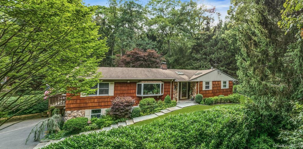 188 Daly Road, East Northport, NY 11731 — exterior