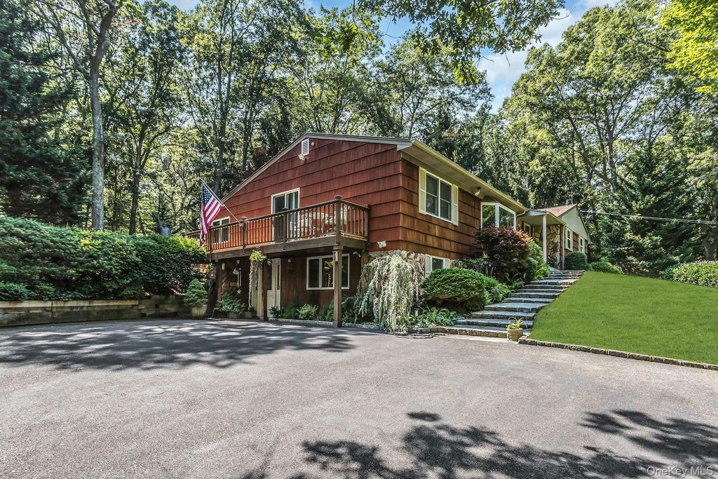 188 Daly Road, East Northport, NY 11731 — photo 3