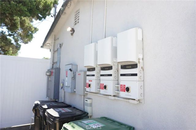 8533 Woodley Avenue, North Hills, CA 91343