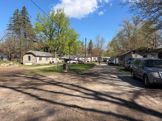 2394 Yankee Street, Niles, MI 49120