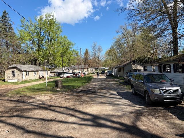 2394 Yankee Street, Niles, MI 49120