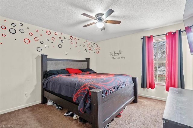 113 Falling Creek Drive, Thomasville, NC 27360