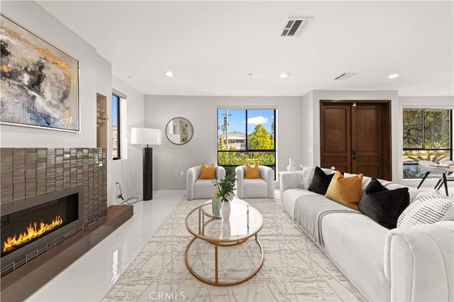 4485 Hazeltine Avenue 1, Sherman Oaks, CA 91423