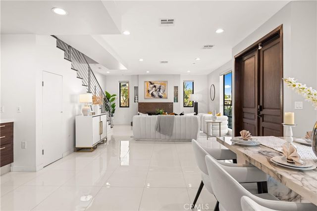 4485 Hazeltine Avenue 1, Sherman Oaks, CA 91423