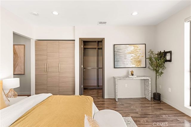 4485 Hazeltine Avenue 1, Sherman Oaks, CA 91423