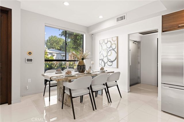 4485 Hazeltine Avenue 1, Sherman Oaks, CA 91423
