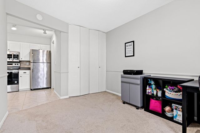 2200 Nevada Avenue S 106, Saint Louis Park, MN 55426