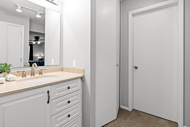 2200 Nevada Avenue S 106, Saint Louis Park, MN 55426