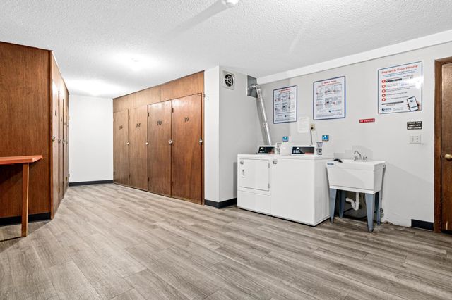 2200 Nevada Avenue S 106, Saint Louis Park, MN 55426