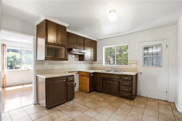 5335 Monterey Road, Los Angeles, CA 90042