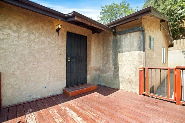 5335 Monterey Road, Los Angeles, CA 90042
