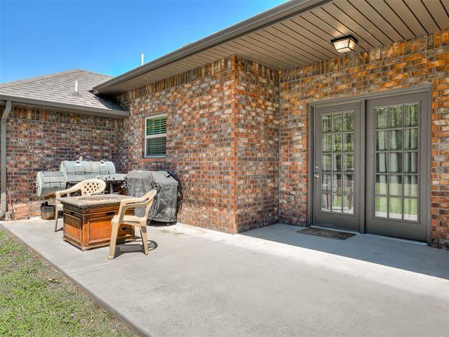 2995 N Clarke Street, Choctaw, OK 73020