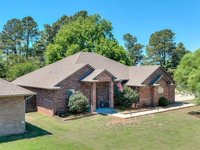 2995 N Clarke Street, Choctaw, OK 73020