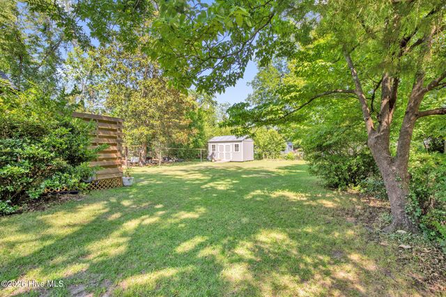 214 N Virginia Avenue, Fayetteville, NC 28305