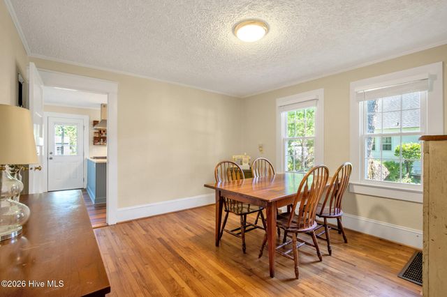 214 N Virginia Avenue, Fayetteville, NC 28305