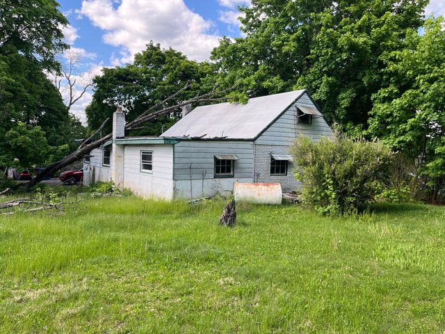 1390 WAGGONERS GAP RD, Carlisle, PA 17013