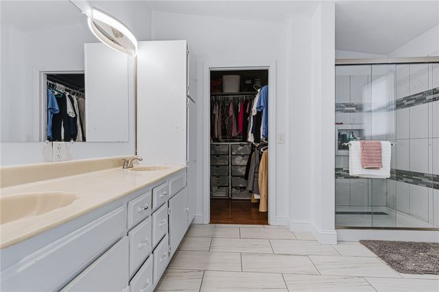 20 Stewart Street, Warwick, RI 02889