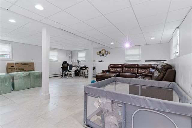 20 Stewart Street, Warwick, RI 02889