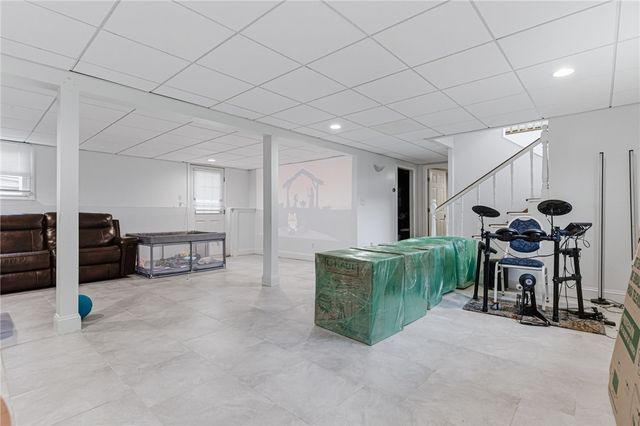20 Stewart Street, Warwick, RI 02889
