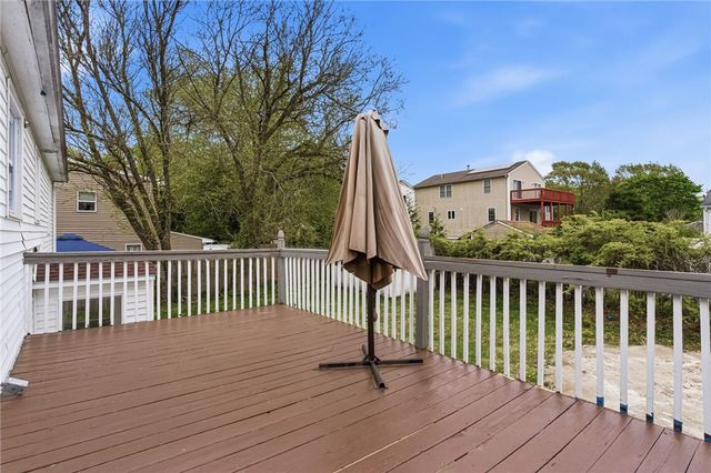 20 Stewart Street, Warwick, RI 02889