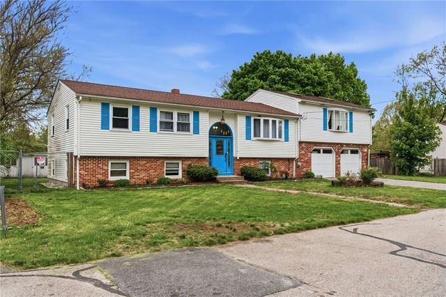 20 Stewart Street, Warwick, RI 02889