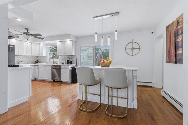 20 Stewart Street, Warwick, RI 02889