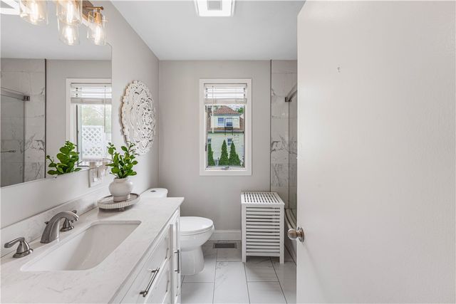 25 doane Street, Cranston, RI 02910