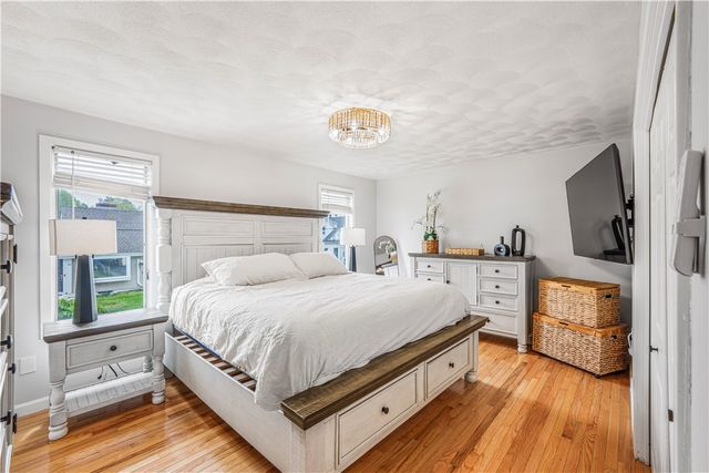 25 doane Street, Cranston, RI 02910