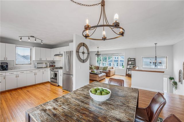 25 doane Street, Cranston, RI 02910