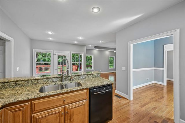 116 Savannah Street SE, Calhoun, GA 30701