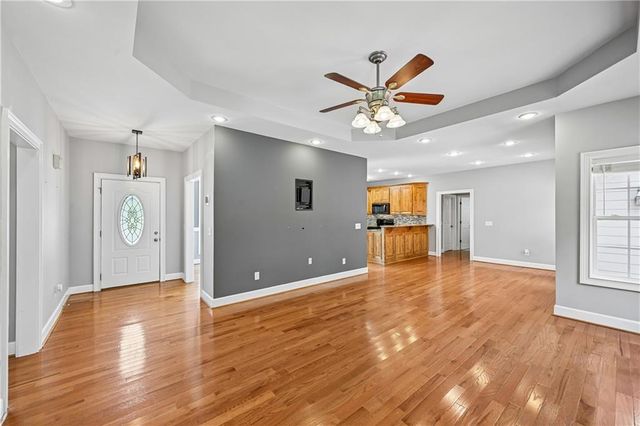 116 Savannah Street SE, Calhoun, GA 30701