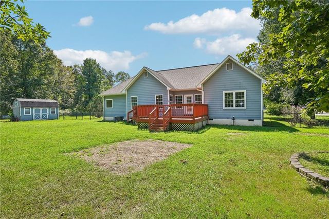 116 Savannah Street SE, Calhoun, GA 30701