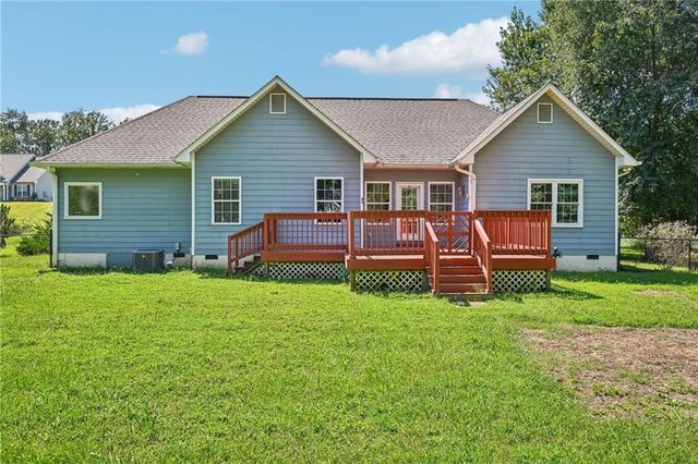 116 Savannah Street SE, Calhoun, GA 30701