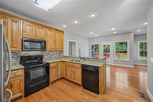 116 Savannah Street SE, Calhoun, GA 30701