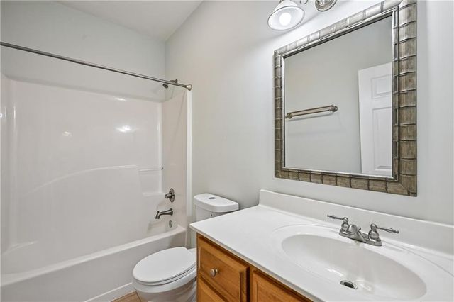 116 Savannah Street SE, Calhoun, GA 30701