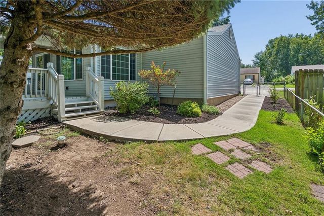 11318 W 66th Terrace, Shawnee, KS 66203