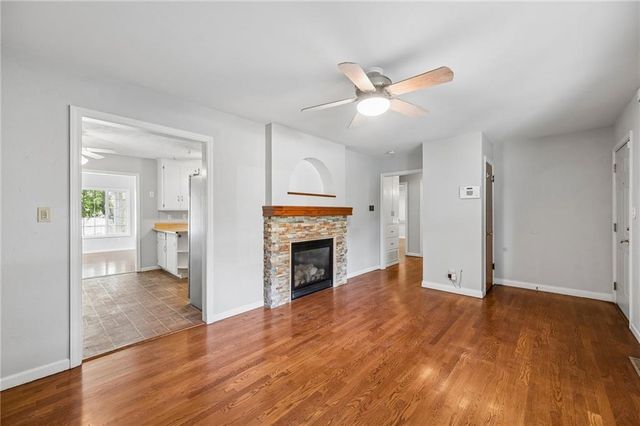 11318 W 66th Terrace, Shawnee, KS 66203