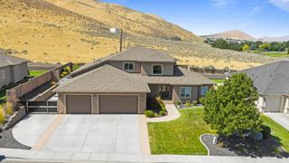 1221 Plateau Dr., Richland, WA 99352