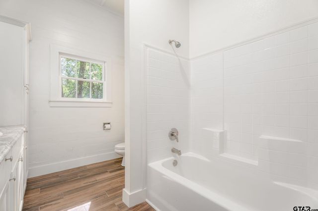 605 E CALVERT ST., Troup, TX 75789