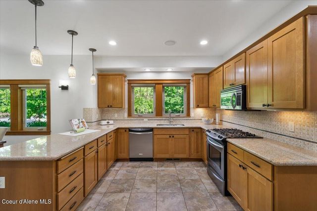 4157 W SHOREVIEW LN, Coeur D'alene, ID 83814