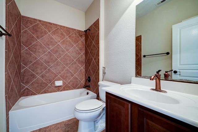 1519 Ralston Branch Way, Sugar Land, TX 77479