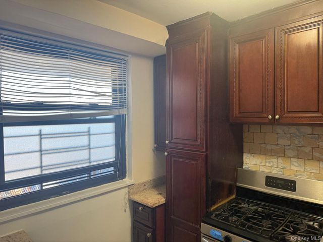 6145 98th Street 12G, Rego Park, NY 11374