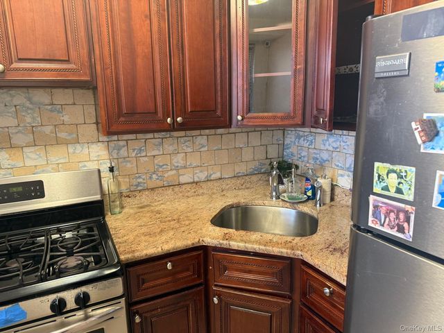 6145 98th Street 12G, Rego Park, NY 11374