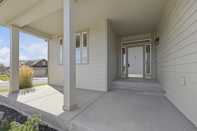 1603 W Lavender Ct, Spokane, WA 99208