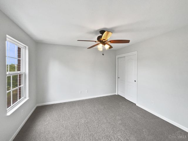 7795 Rock Port Way, West Chester, OH 45069