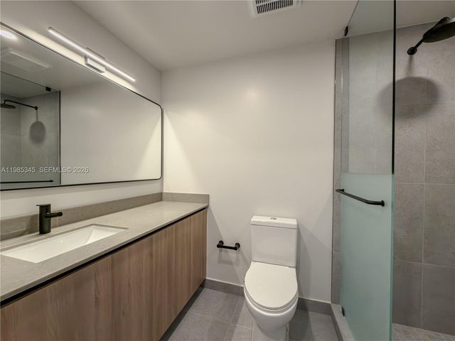 121 NE 5th St 2211, Miami, FL 33132